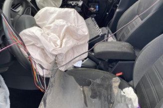 Interrupteur de leve vitre avant gauche SKODA OCTAVIA 4