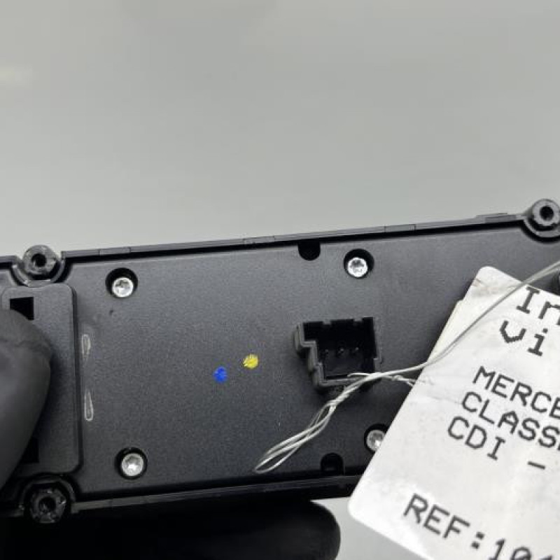 Interrupteur de leve vitre avant gauche MERCEDES CLASSE C 204 Photo n°5