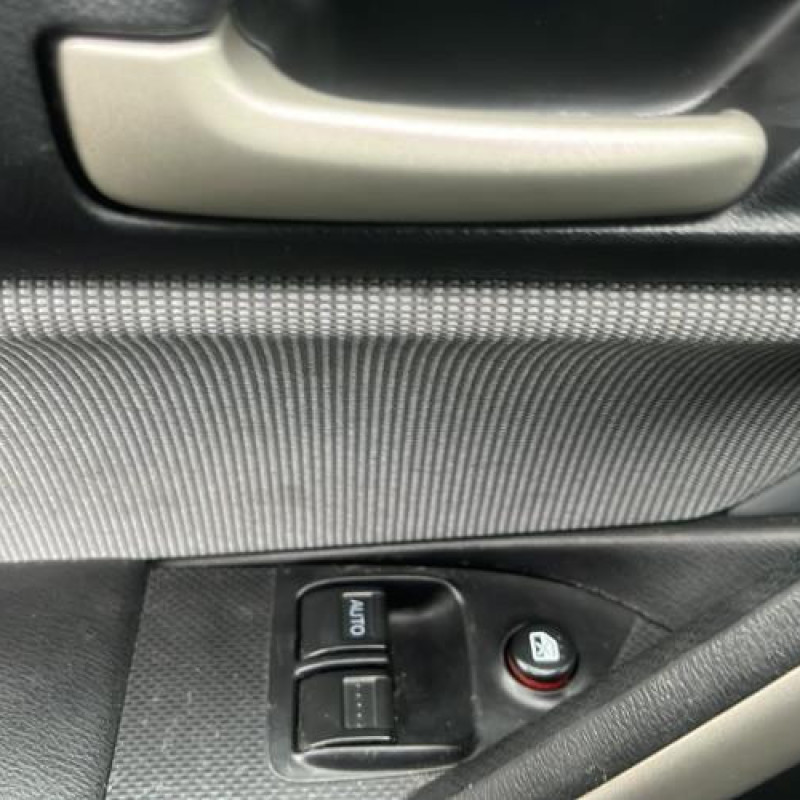 Interrupteur de leve vitre avant gauche HONDA CIVIC 7 Photo n°13