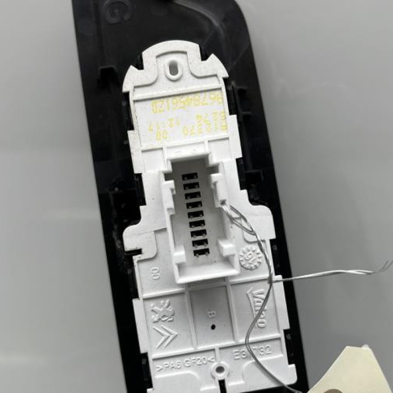 Interrupteur de leve vitre avant gauche PEUGEOT EXPERT 3 Photo n°6