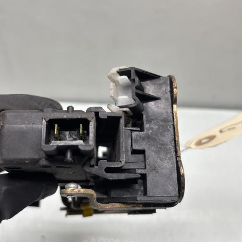 Serrure avant gauche RENAULT LAGUNA 1 Photo n°4