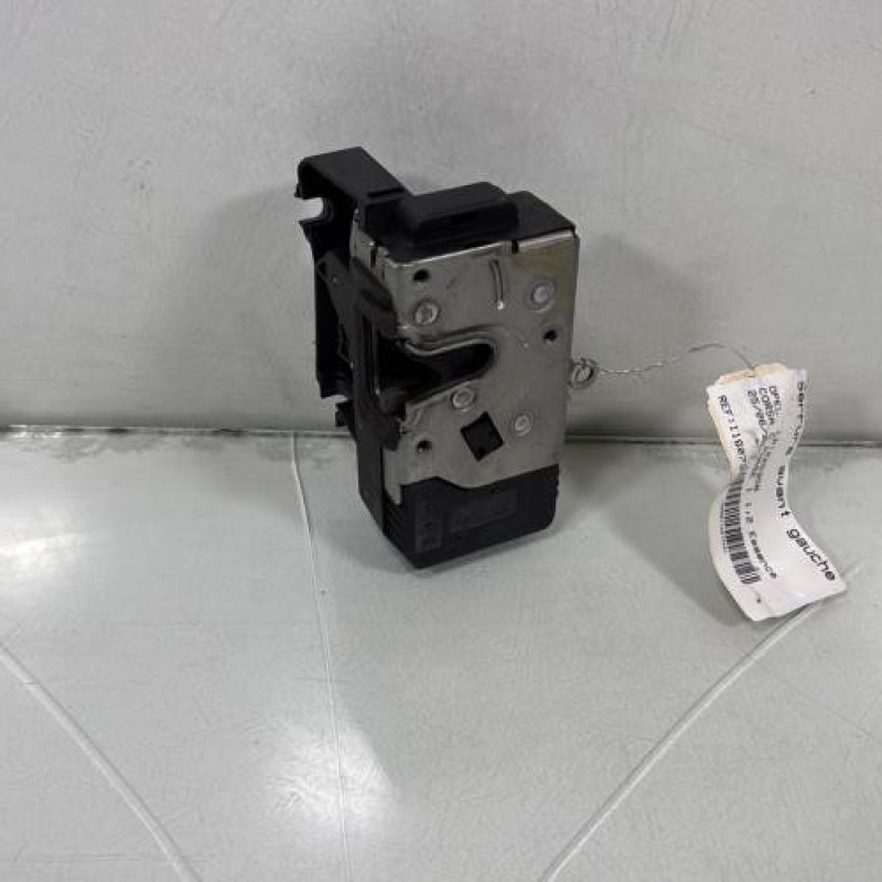 Serrure avant gauche OPEL CORSA C Photo n°1