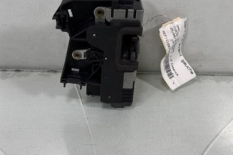 Serrure avant gauche OPEL CORSA C