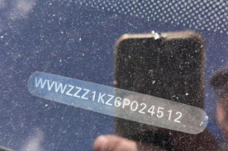 Serrure avant droit VOLKSWAGEN GOLF 5