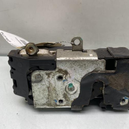 Serrure avant gauche FORD FIESTA 5 Photo n°1