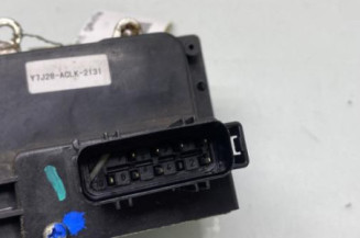 Serrure avant gauche FORD FIESTA 5