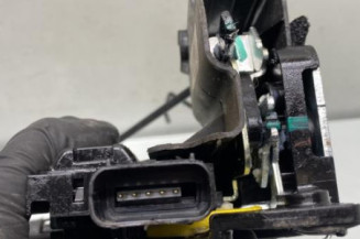 Serrure avant gauche HYUNDAI I 10 2