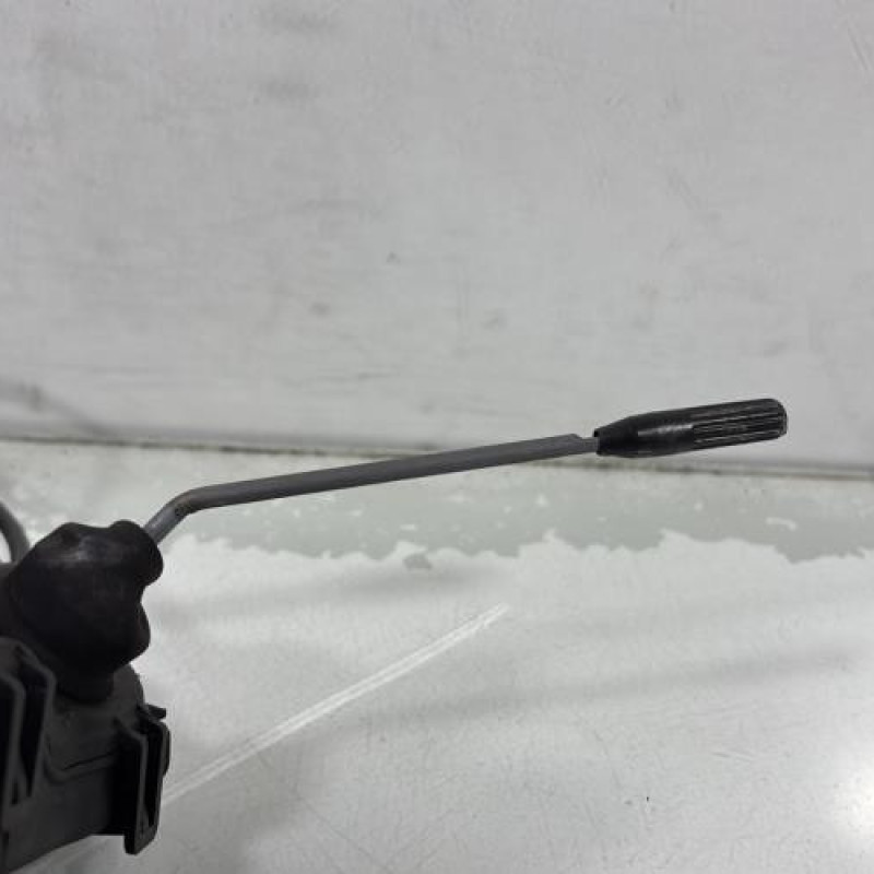 Serrure avant droit MERCEDES CLASSE CLK 209 Photo n°5