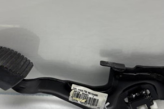 Pedale de frein PEUGEOT 208 1 Photo n°1