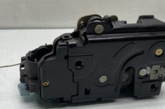 Serrure avant droit VOLKSWAGEN GOLF 5 Photo n°1