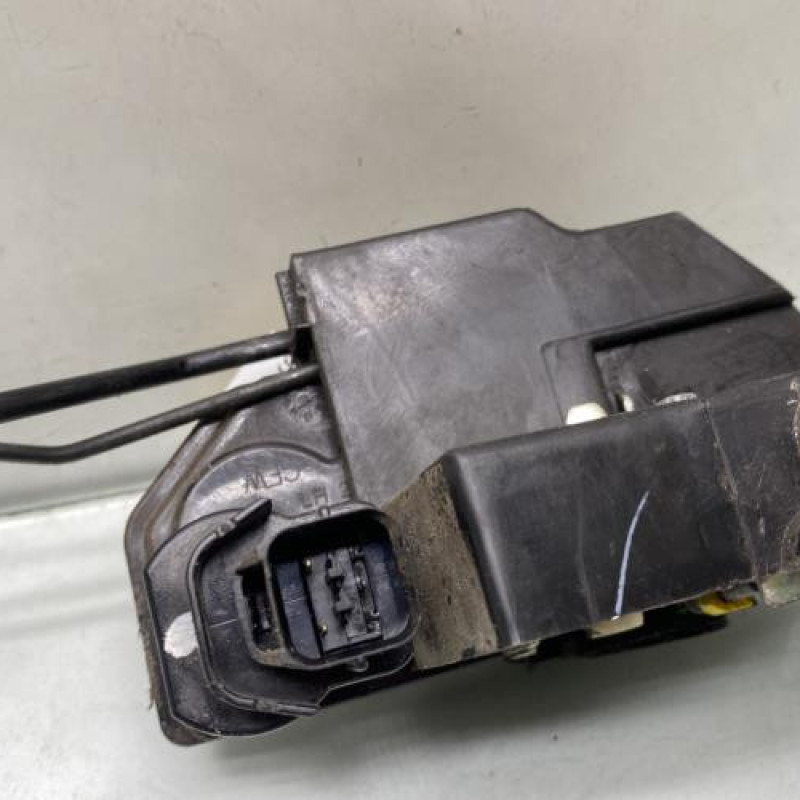 Serrure avant gauche HYUNDAI I 10 1 Photo n°4