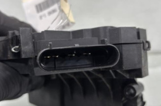 Serrure avant droit FORD FIESTA 6