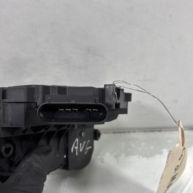 Serrure avant gauche FORD FIESTA 6 Photo n°4