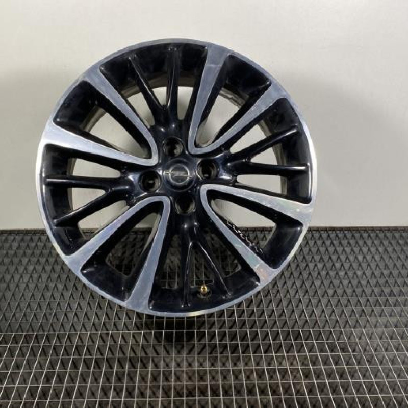 Jante OPEL CORSA E Photo n°1