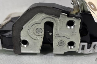 Serrure avant droit TOYOTA YARIS 2