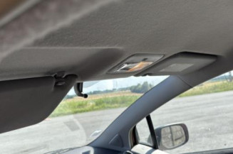 Serrure avant droit TOYOTA YARIS 2