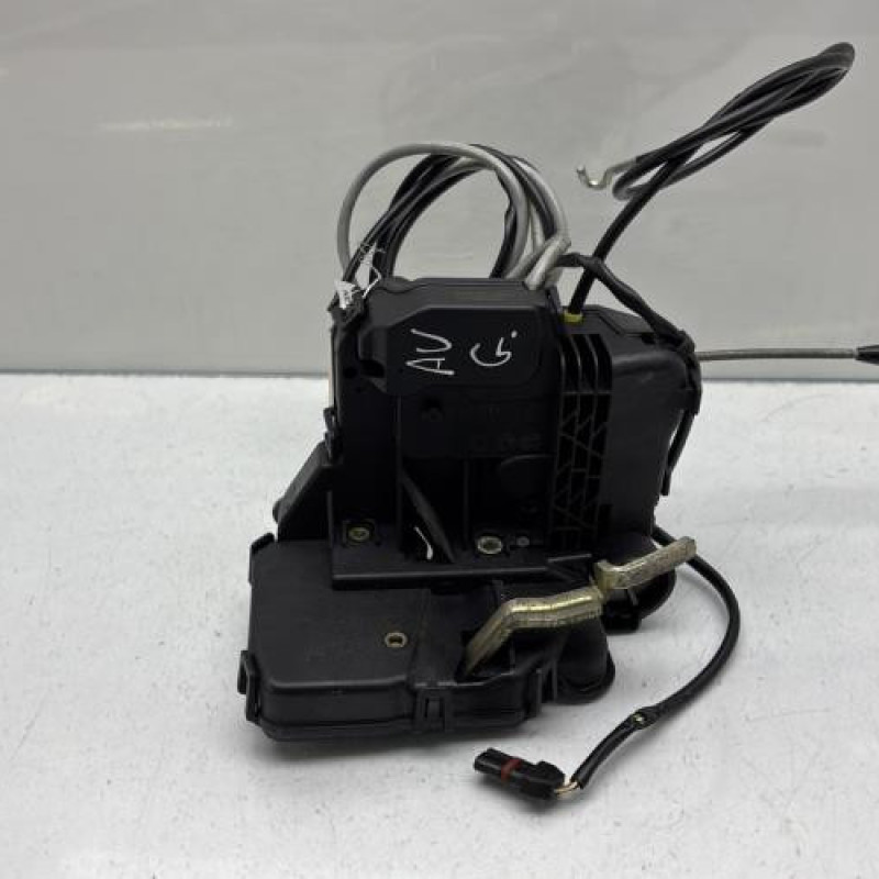 Serrure avant gauche MERCEDES CLASSE C 203 COUPE SPORT Photo n°1