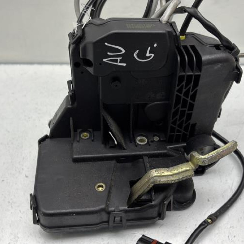 Serrure avant gauche MERCEDES CLASSE C 203 COUPE SPORT Photo n°2