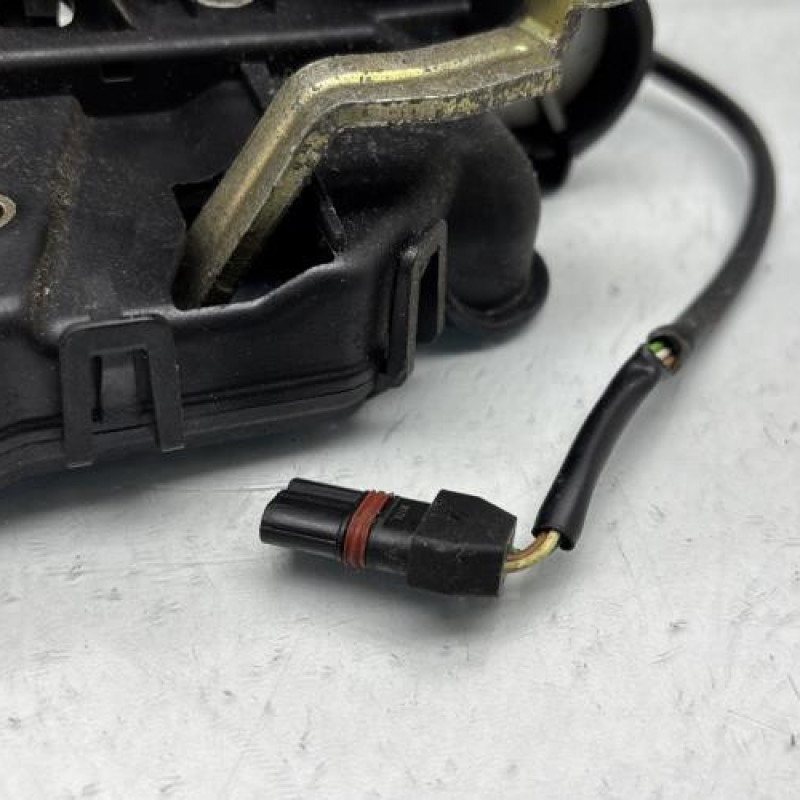 Serrure avant gauche MERCEDES CLASSE C 203 COUPE SPORT Photo n°3