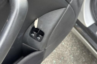Serrure avant gauche MERCEDES CLASSE C 203 COUPE SPORT