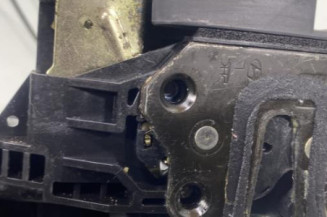 Serrure avant gauche HYUNDAI TUCSON 1