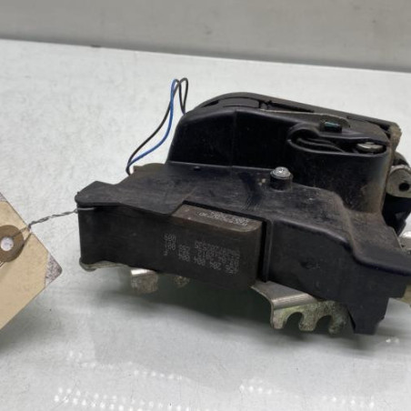 Serrure avant droit MERCEDES VITO 639