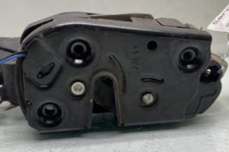 Serrure avant gauche MERCEDES VITO 639 Photo n°1