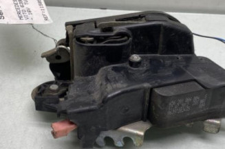 Serrure avant gauche MERCEDES VITO 639