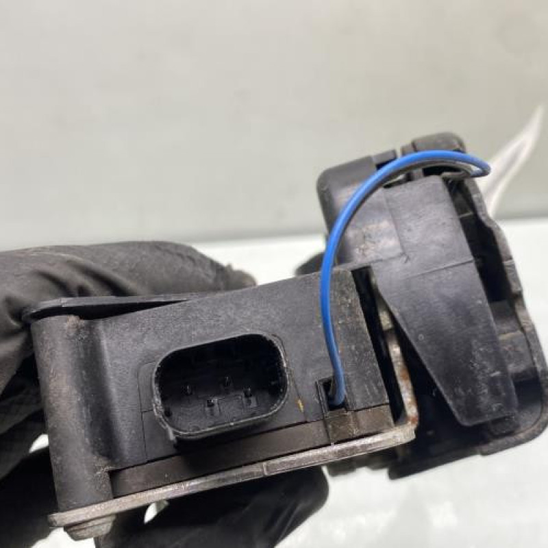 Serrure avant gauche MERCEDES VITO 639 Photo n°4