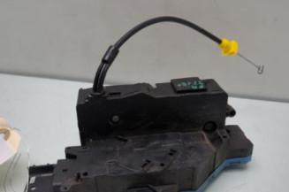 Serrure arriere droit PEUGEOT 207