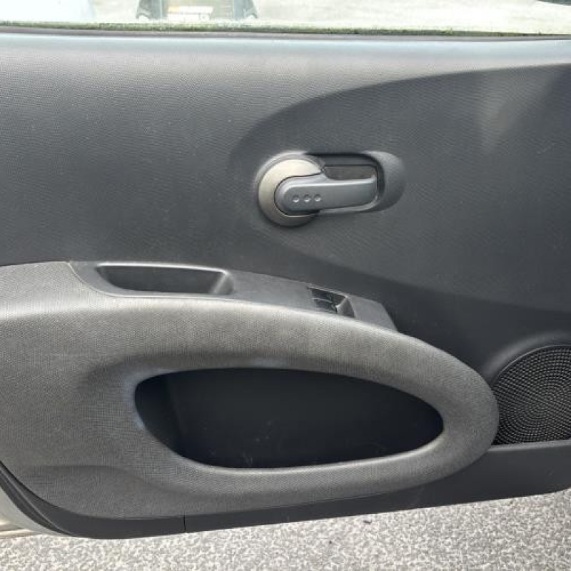 Serrure arriere droit NISSAN MICRA 3 Photo n°13