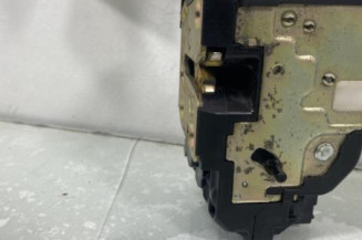 Serrure arriere gauche NISSAN MICRA 3