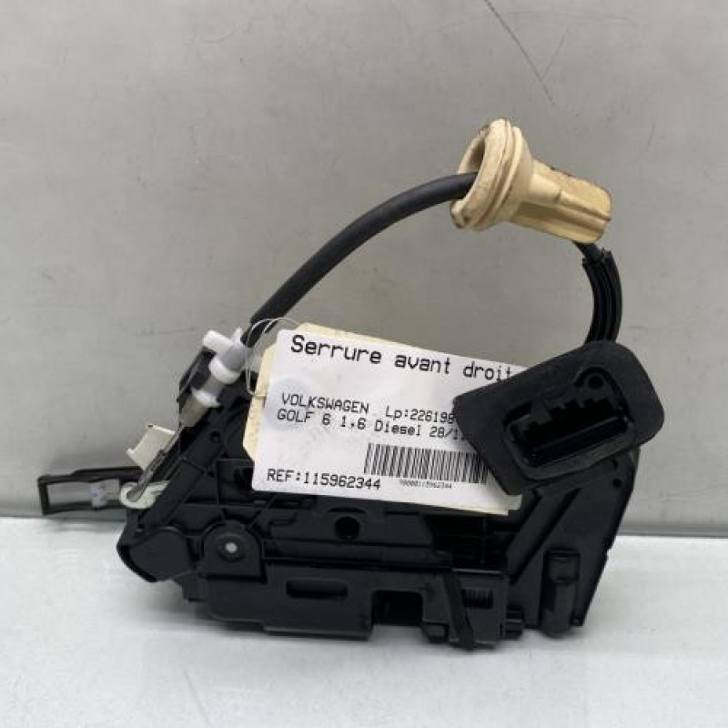 Serrure avant droit VOLKSWAGEN GOLF 6 Photo n°3