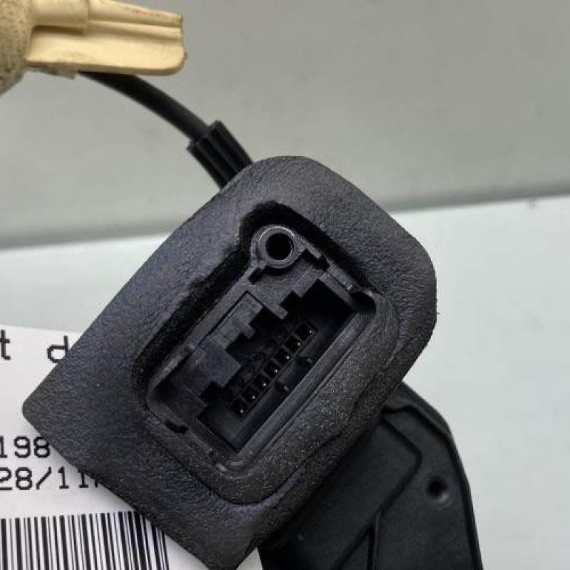 Serrure avant droit VOLKSWAGEN GOLF 6 Photo n°4