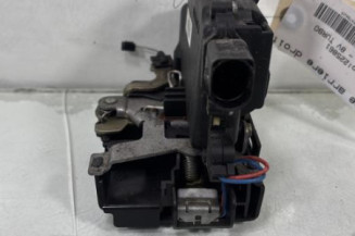 Serrure arriere droit VOLKSWAGEN GOLF 4