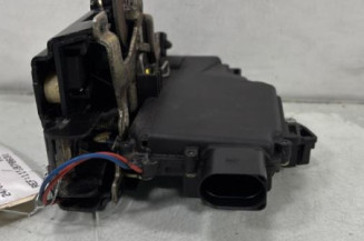 Serrure avant droit VOLKSWAGEN GOLF 4