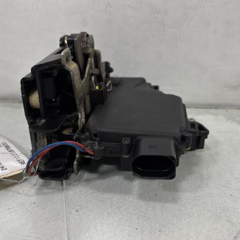 Serrure avant droit VOLKSWAGEN GOLF 4 Photo n°2