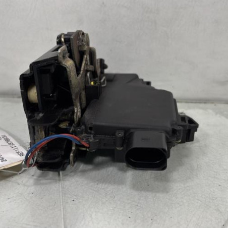 Serrure avant droit VOLKSWAGEN GOLF 4