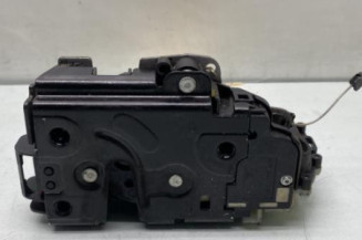 Serrure avant gauche VOLKSWAGEN GOLF 4 Photo n°1