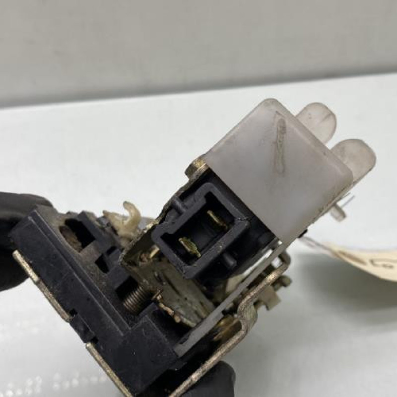 Serrure arriere droit RENAULT CLIO 2 Photo n°4