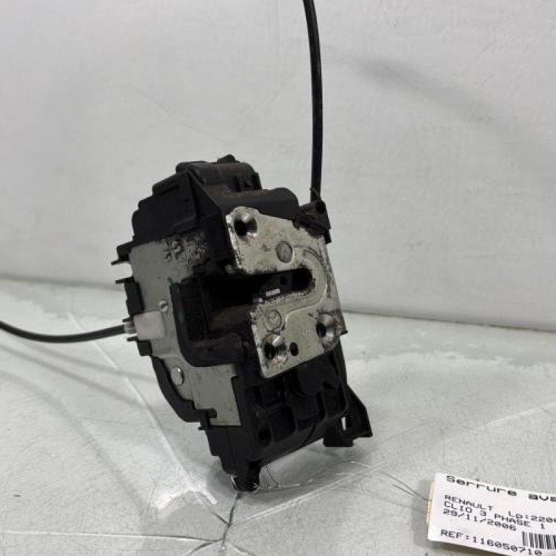 Serrure avant droit RENAULT CLIO 3 Photo n°1