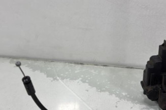 Serrure avant droit RENAULT CLIO 3