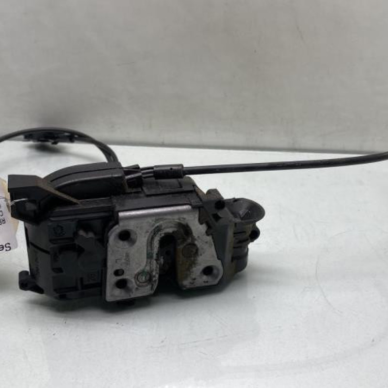 Serrure avant gauche RENAULT CLIO 3 Photo n°1