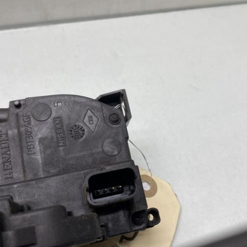 Serrure avant gauche RENAULT CLIO 3 Photo n°5