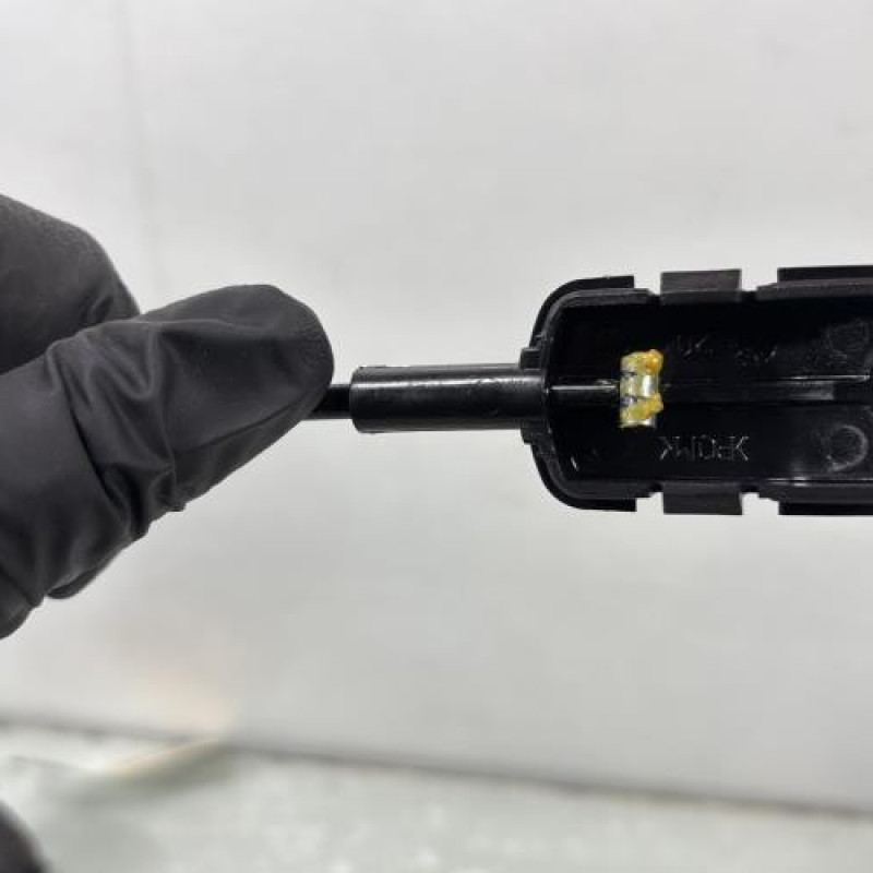 Serrure avant droit RENAULT CLIO 3 Photo n°6