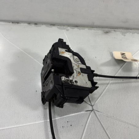 Serrure avant droit RENAULT CLIO 3