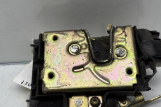 Serrure avant droit VOLKSWAGEN GOLF 3