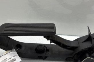 Pedale d'accelerateur MERCEDES CLASSE C 203 COUPE SPORT Photo n°1