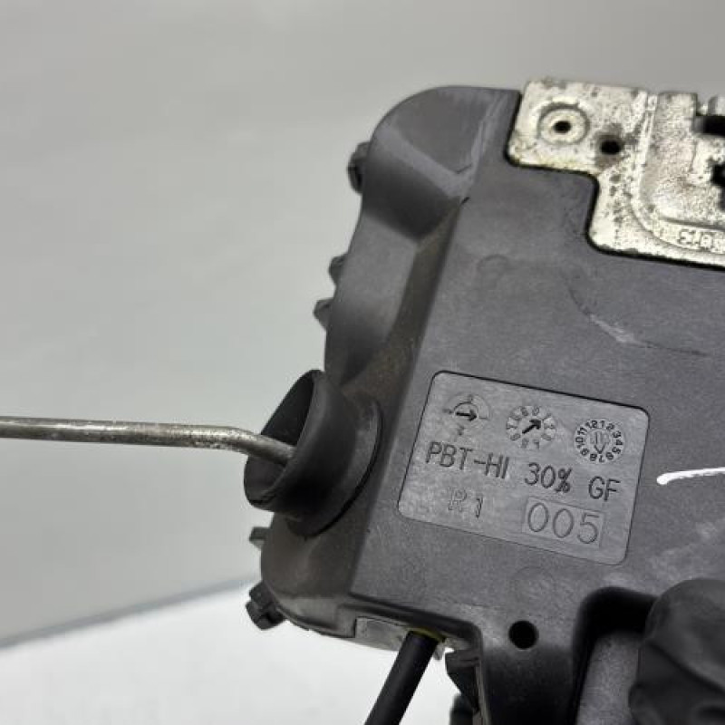 Serrure avant droit MERCEDES CLASSE C 203 COUPE SPORT Photo n°6