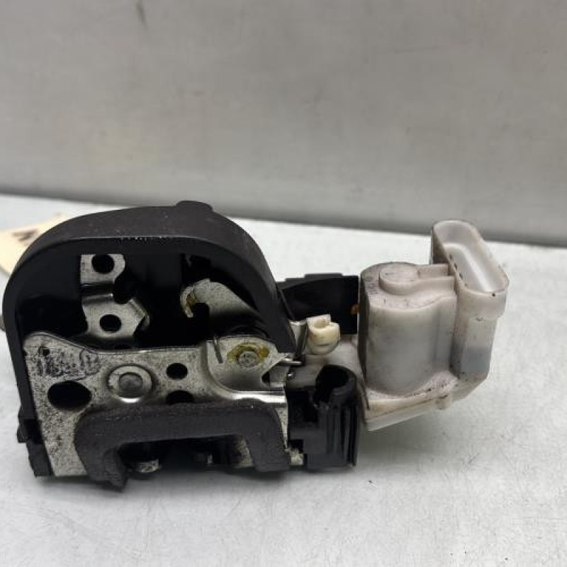 Serrure avant gauche ALFA ROMEO 147 Photo n°4